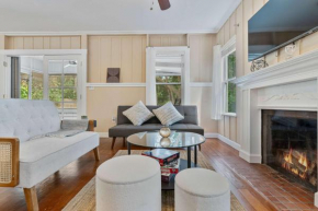 Mango Grove- Charming Cottage in the Grove